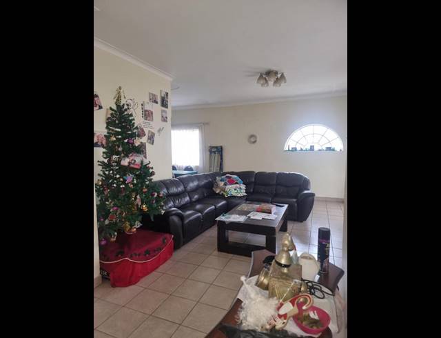 4 BEDROOM PROPERTY TO RENT IN HOMESTEAD